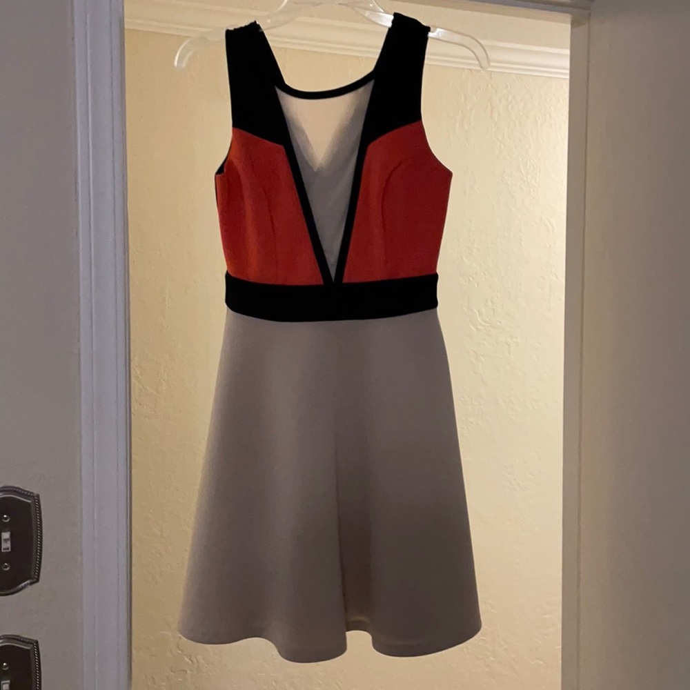 XS Gianni Bini colorblock dress